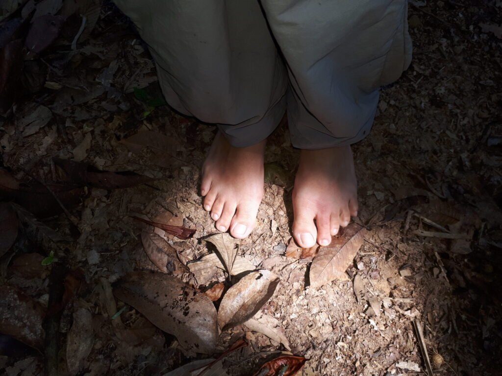 Andar descalço na amazônia boliviana